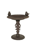 Lade das Bild in den Galerie-Viewer, Vogeltränke auf Fuß 2Vögel Gusseisen braun Vintage Ø19,5cm H22cm Futterstation Futterplatz
