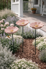 Lade das Bild in den Galerie-Viewer, Blüte Mohnblume Gartenstecker Insektentränke Ø8/8,5/10cm Stab 48cm Keramik rosa 3fach sort. Stecker Blütenstecker Garten
