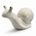 Lade das Bild in den Galerie-Viewer, Schnecke Keramik L23 x H11,5cm Dekorative Keramik Schnecke in creme Wetterfeste Garten- &amp; Wohnraumdekoration
