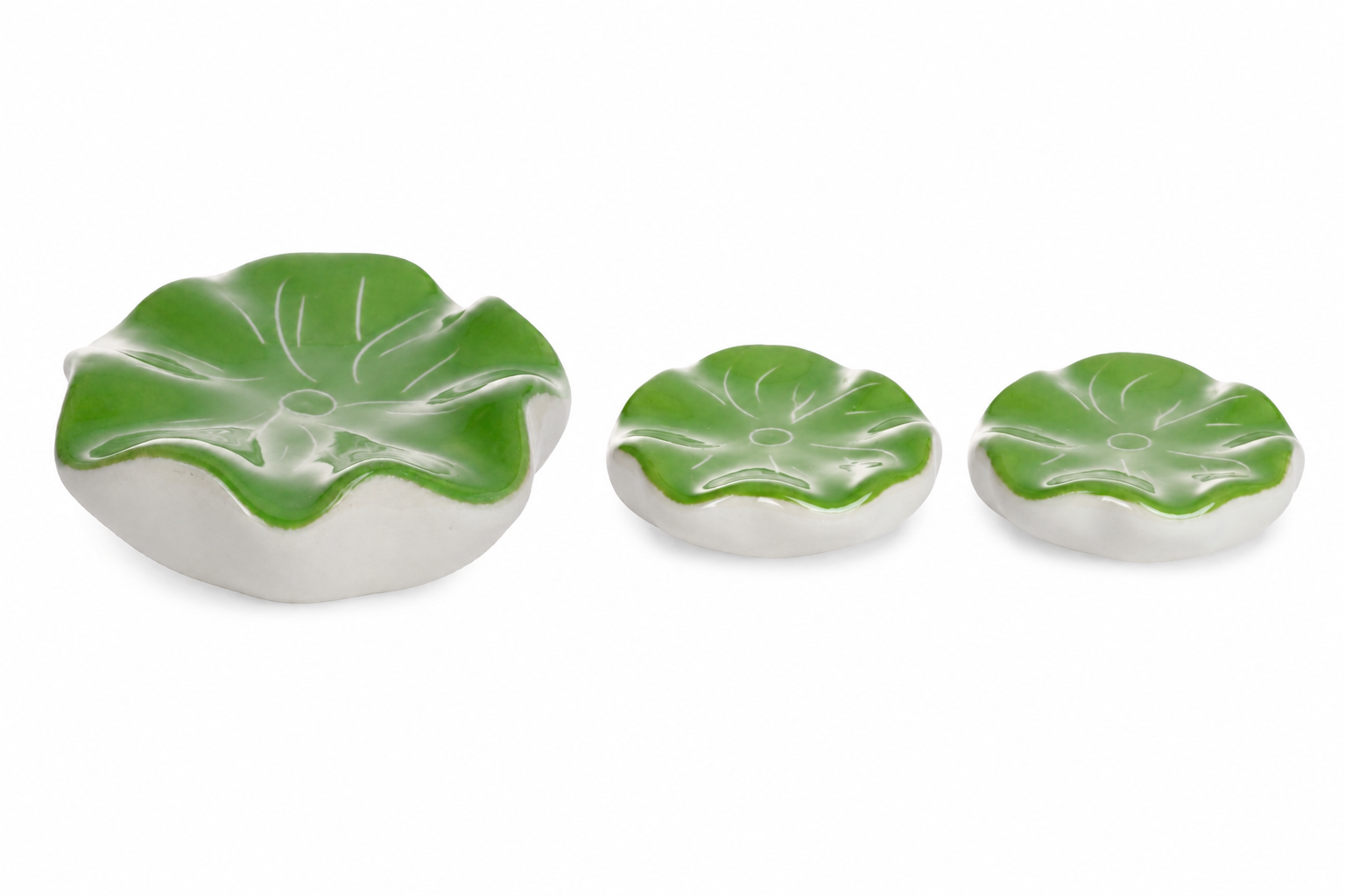 Lotusblatt aus Porzellan 3er Set schwimmende Dekoration grün Ø 6–8cm Teichdeko Wasserschale Garten- und Wohnaccessoire