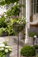 Lade das Bild in den Galerie-Viewer, Korb am Stab Pflanzkorb Metall Ø30cm H140cm braun grün/braun Pflanzschale Shabby Gartendeko Pflanztopf Rankstab
