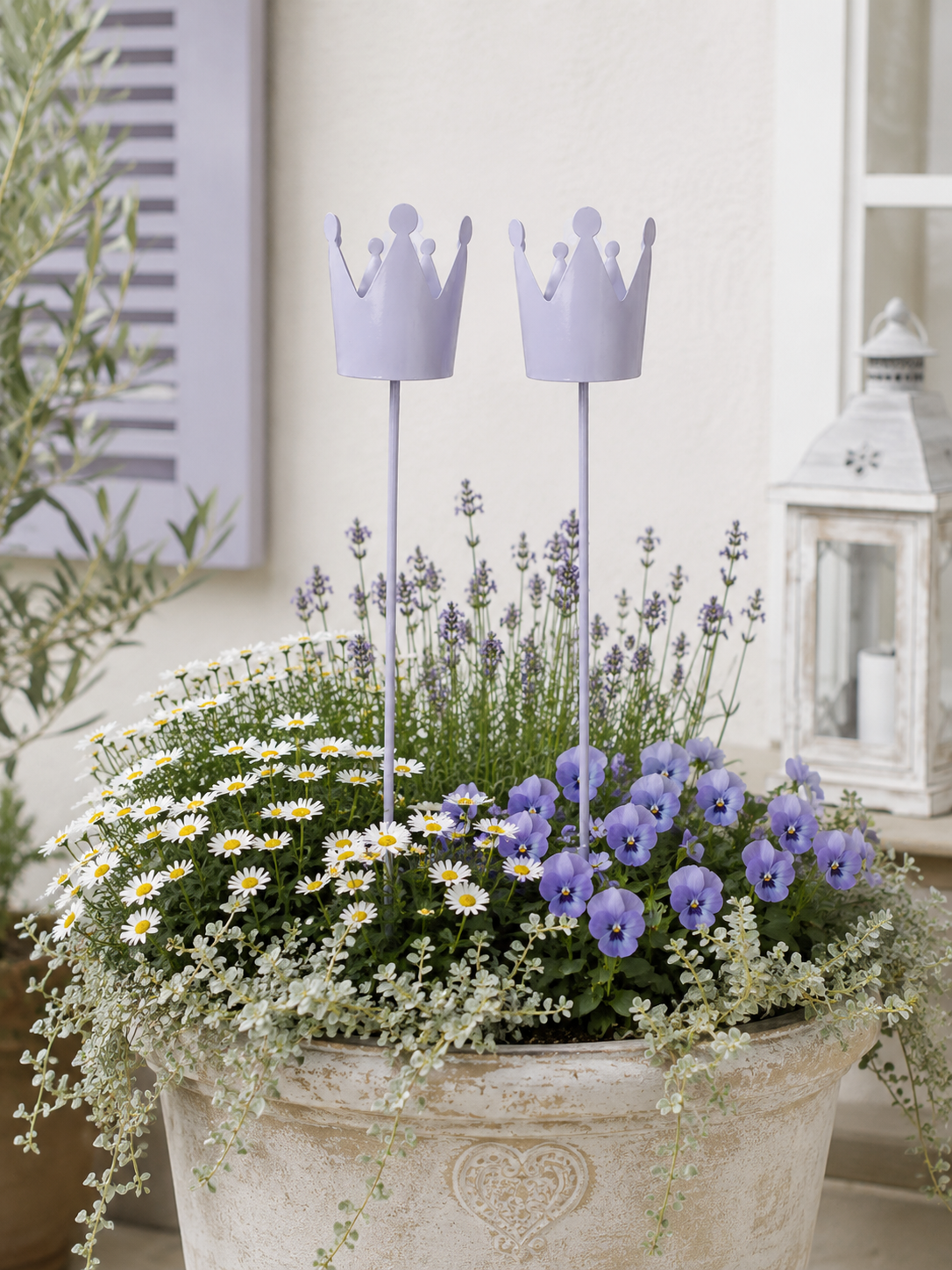 Gartenstecker Krone 2er Set Metall violett Dekokrone am Stab Pflanzstecker für Garten, Blumentopf und Beet Ø13cm L80 cm