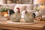 Lade das Bild in den Galerie-Viewer, Dekofiguren Hahn &amp; Huhn 2-teilig sortiert natur/schwarz – Landhausstil aus Polyresin, H 17 cm &amp; H 20 cmOstern Skulptur
