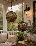 Lade das Bild in den Galerie-Viewer, Deko-Kugeln Metall 2er Set zum Öffnen – Rust Stripes African Ornament Ø11cm Hängedekoration für Garten, Terrasse &amp; Wohnbereich

