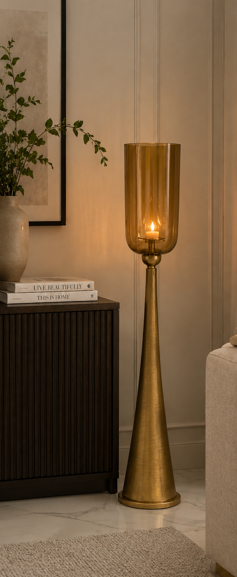 Kerzenständer Säule Gold mit Glas Hurricane – Windlicht aus Metall & Glas – H78 / H93 / H110 cm – Eleganter Boden-Kerzenhalter für Wohnzimmer, Flur & Eventdekoration 3Größen wählbar