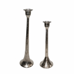 Lade das Bild in den Galerie-Viewer, Kerzenständer Nickel H28 cm &amp; H35 cm – Eleganter Kerzenleuchter mit Trumpet Base – Metall Kerzenhalter für Stabk 2Größen wählbar
