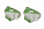 Lade das Bild in den Galerie-Viewer, Schwimmfrosch aus Porzellan Grün Dekorativer Schwimmfrosch 2er Set 7x5cm H5cm Niedliche Teich- und Gartendekoration
