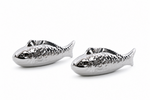 Lade das Bild in den Galerie-Viewer, Porzellan Fisch schwimmend Silber 2er Set Dekofische für Miniteich, Wasserschale und Gartenteich 15,5 x4,5cm H6cm Maritime Gartendekoration für Terrasse und Balkon
