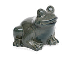 Lade das Bild in den Galerie-Viewer, Frosch grau/grün Steingut glasiert Figur Skulptur Garten 21x22cm H17cm
