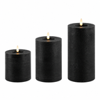 LED Stumpenkerze Rustikal Schwarz Ø 10 cm H 10/15/20 cm – Indoor LED Kerze mit warmweißem Flammeneffekt, Timer & Fernbedienungsfunktion – 3 Größen wählbar – Echt Wax– 2x AA Batterien