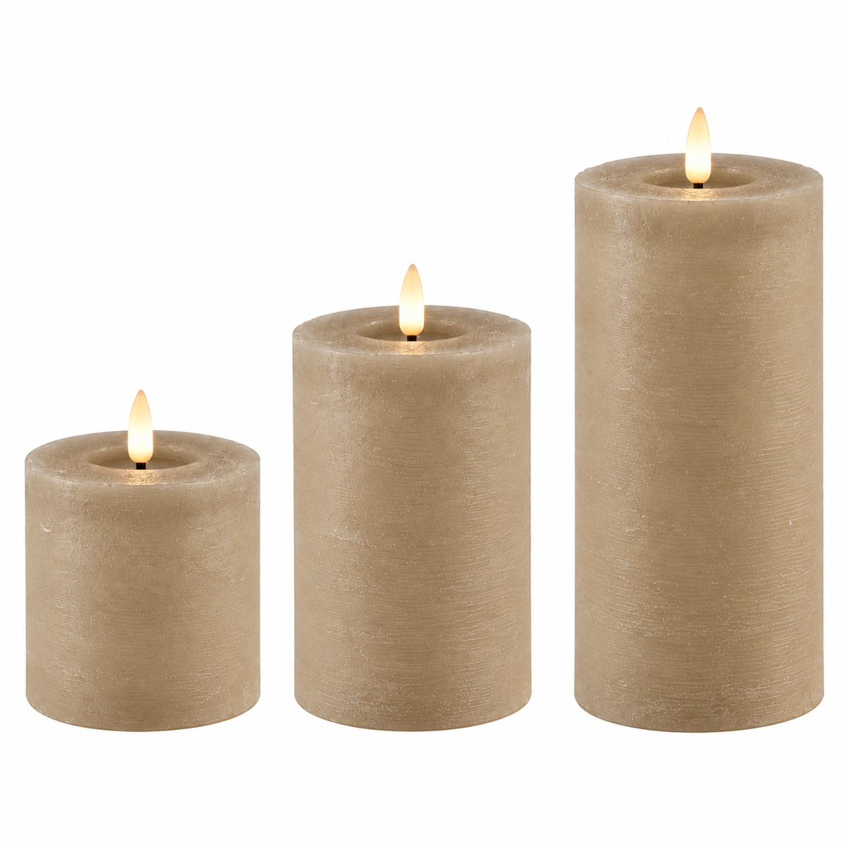 LED Stumpenkerze Rustikal Beige Ø 10 cm H 10/15/20 cm – Indoor LED Kerze mit warmweißem Flammeneffekt, Timer & Fernbedienungsfunktion – 3 Größen wählbar – Echt Wax– 2x AA Batterien