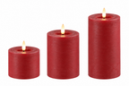 LED Stumpenkerze Rustikal Rot Ø 10 cm H 10/15/20 cm – Indoor LED Kerze mit warmweißem Flammeneffekt, Timer & Fernbedienungsfunktion – 3 Größen wählbar – Echt Wax– 2x AA Batterien