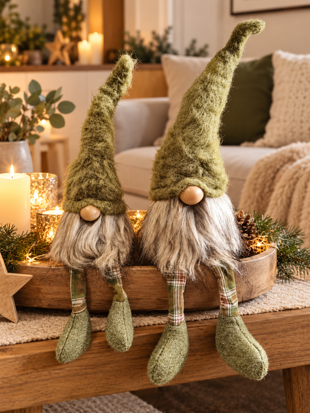 Gnom Lilian grün aus Filz – Wichtel Figur & Skulptur für Herbstdeko, H37 & 50 cm 2Größen wählbar